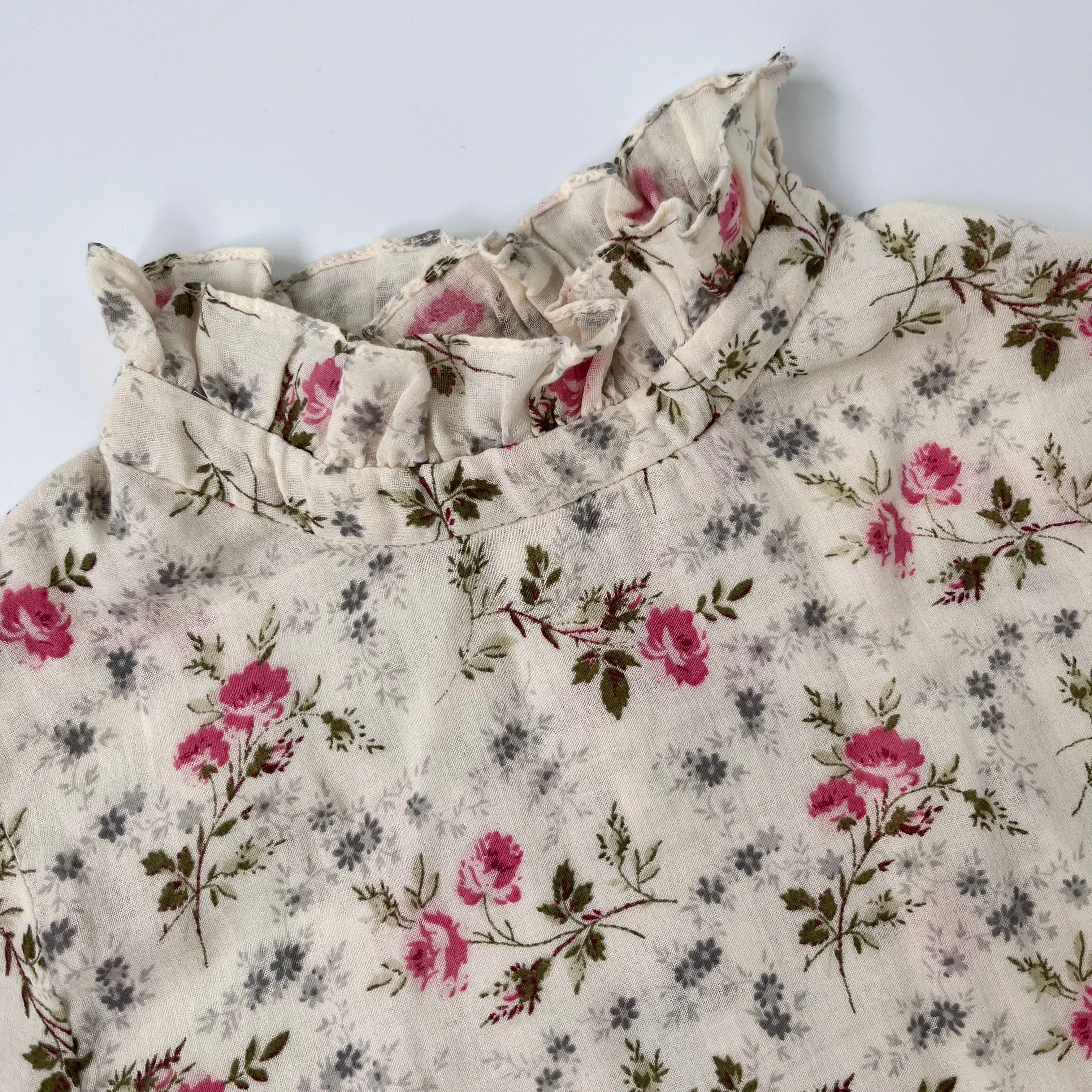 Bonpoint Rose Print Blouse With High Collar: 12 Years