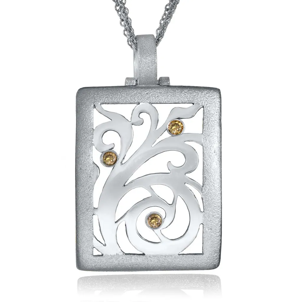 Gold Ornament Contrast Texture Pendant with Diamonds