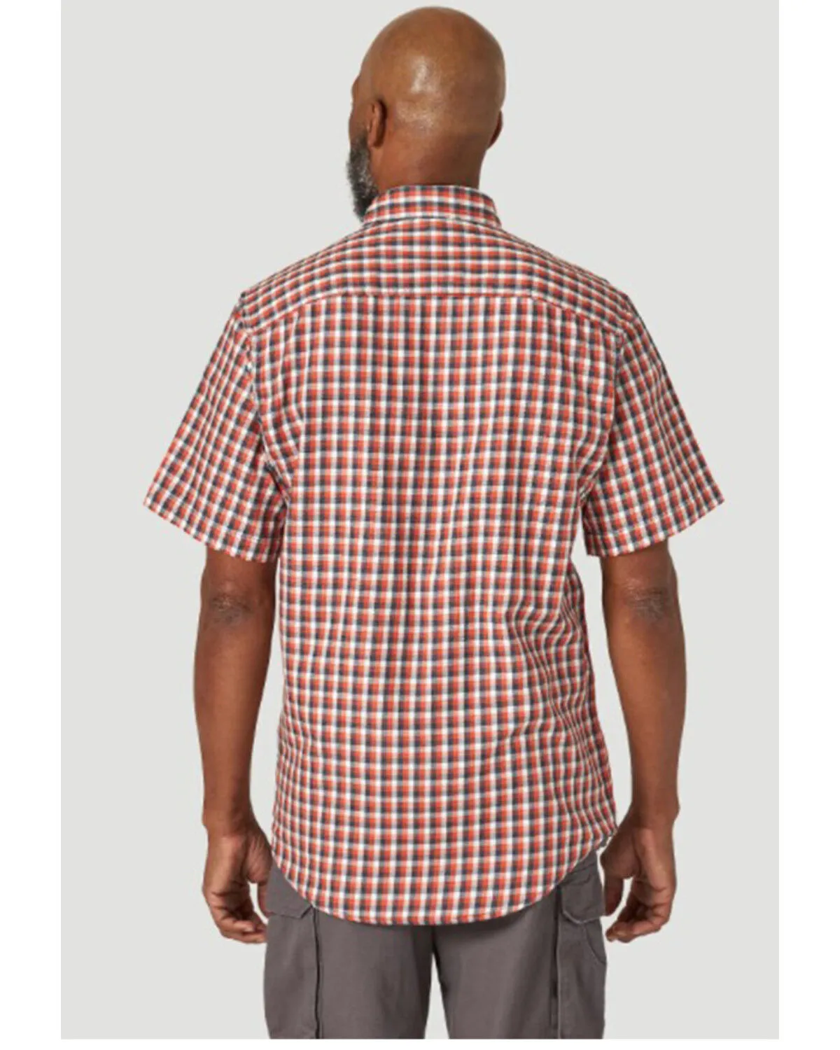 Product Name:  Wrangler Riggs Men's Performance Forman Plaid Short Sleeve Button Down Work Shirt