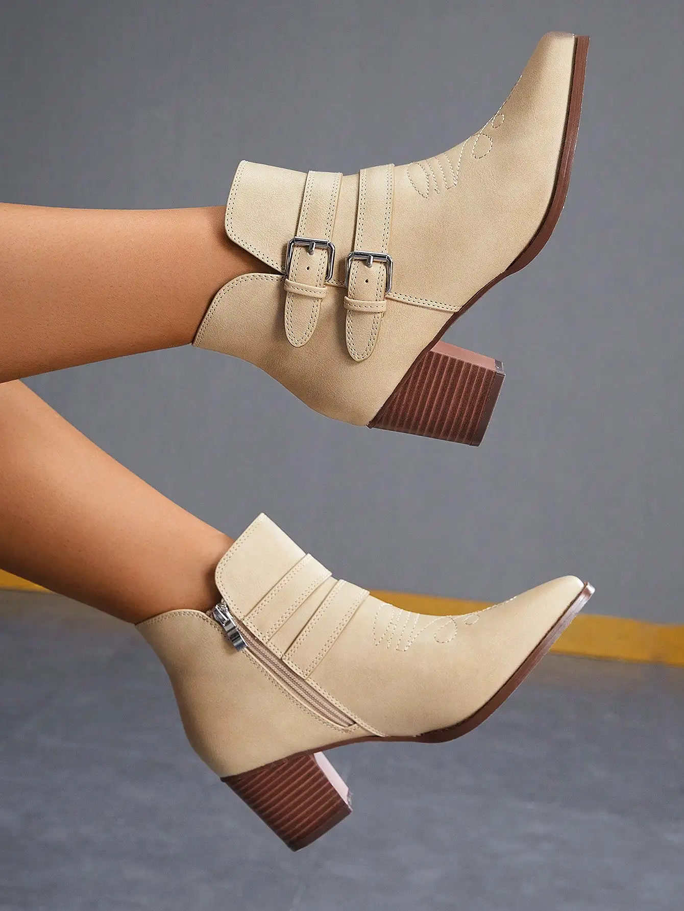 Women's Shoes Buckle Decor Outdoor Chunky Heeled Fashion Beige Western Boots